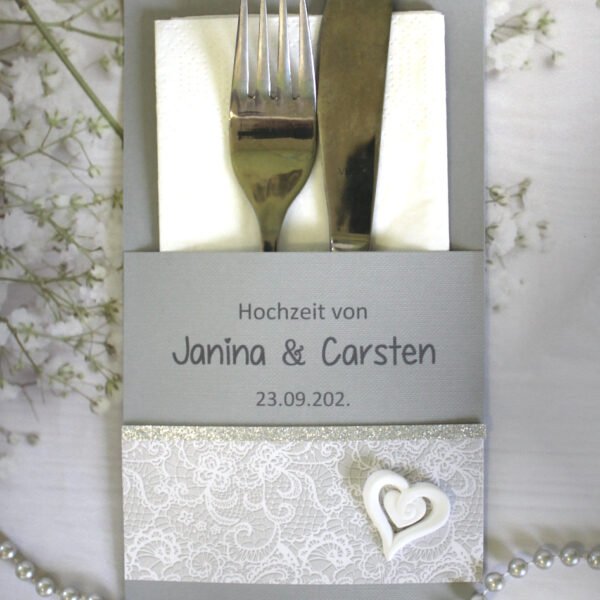 Bestecktasche zur Hochzeit mit edler Herzprägung personalisiert Design 424
