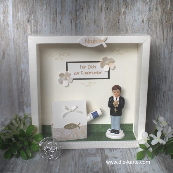 Geschenkschachtel als Rahmen zur Kommunion "Junge" mit transparentem Schiebedeckel, hochwertige Qualität, Design 70078