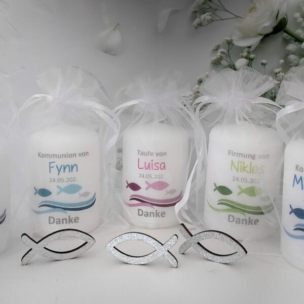 Gastgeschenk Kerze "Welle mit Fisch" wahlweise im Organzasäcken oder in der Geschenkschachtel Design 212